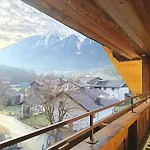 아파트 Krumm Und Schief Appartments Brunau