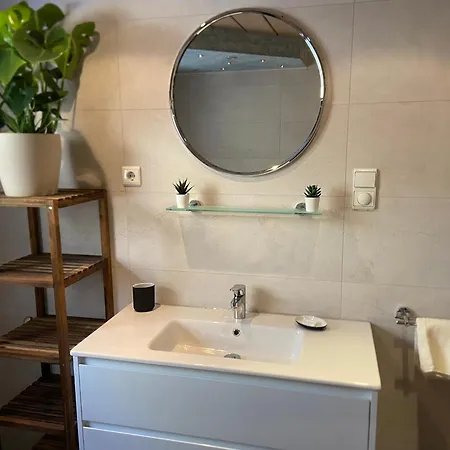 Krumm Und Schief Appartments Apartman Brunau