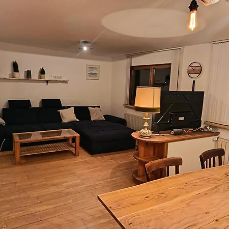 Krumm Und Schief Appartments