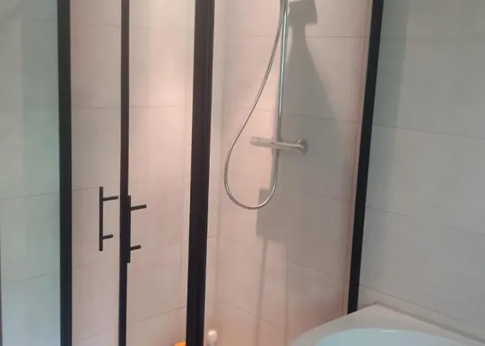 Krumm Und Schief Appartments Apartman Brunau