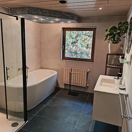 Krumm Und Schief Appartments * Brunau