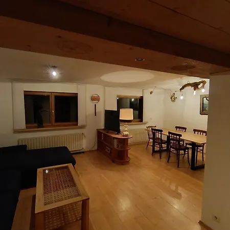 Krumm Und Schief Appartments Appartement