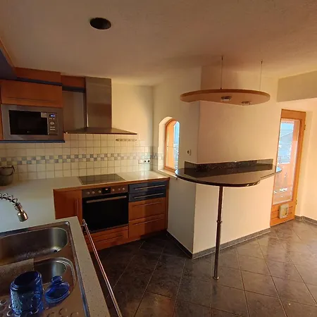 Krumm Und Schief Appartments Brunau