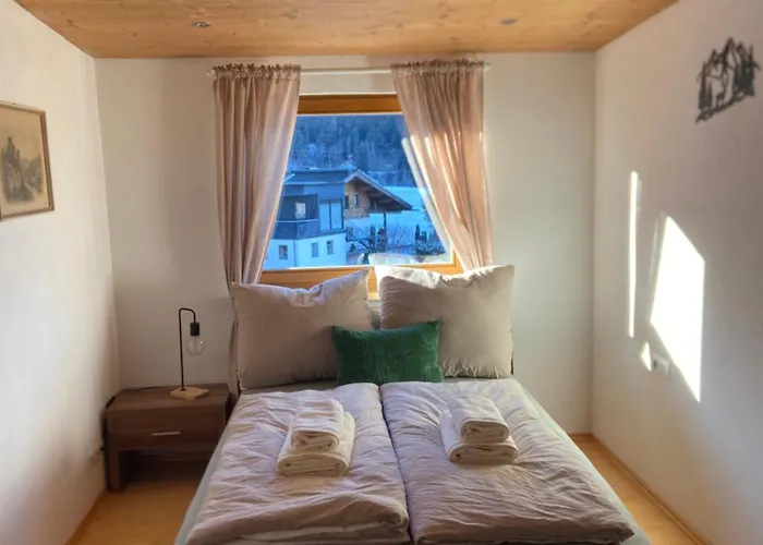 Krumm Und Schief Appartments شقة Brunau