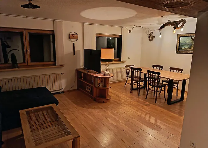 شقة Krumm Und Schief Appartments